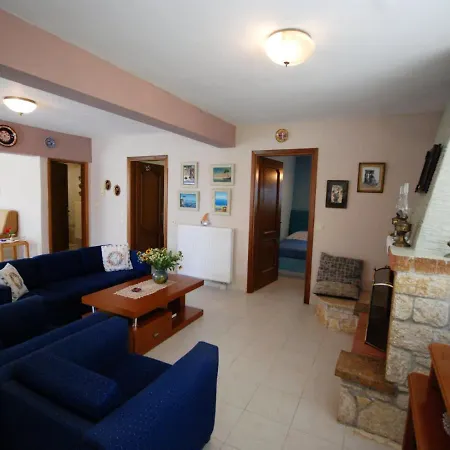 Landhaus Tenedos By Travelpro Services Halkidiki Nea Tenedhos