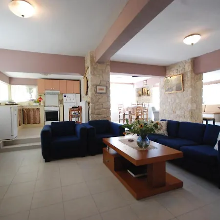 Landhaus Tenedos By Travelpro Services Halkidiki *